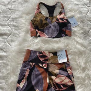 XS - FLX - Matching Set - Sports bra & bike shorts